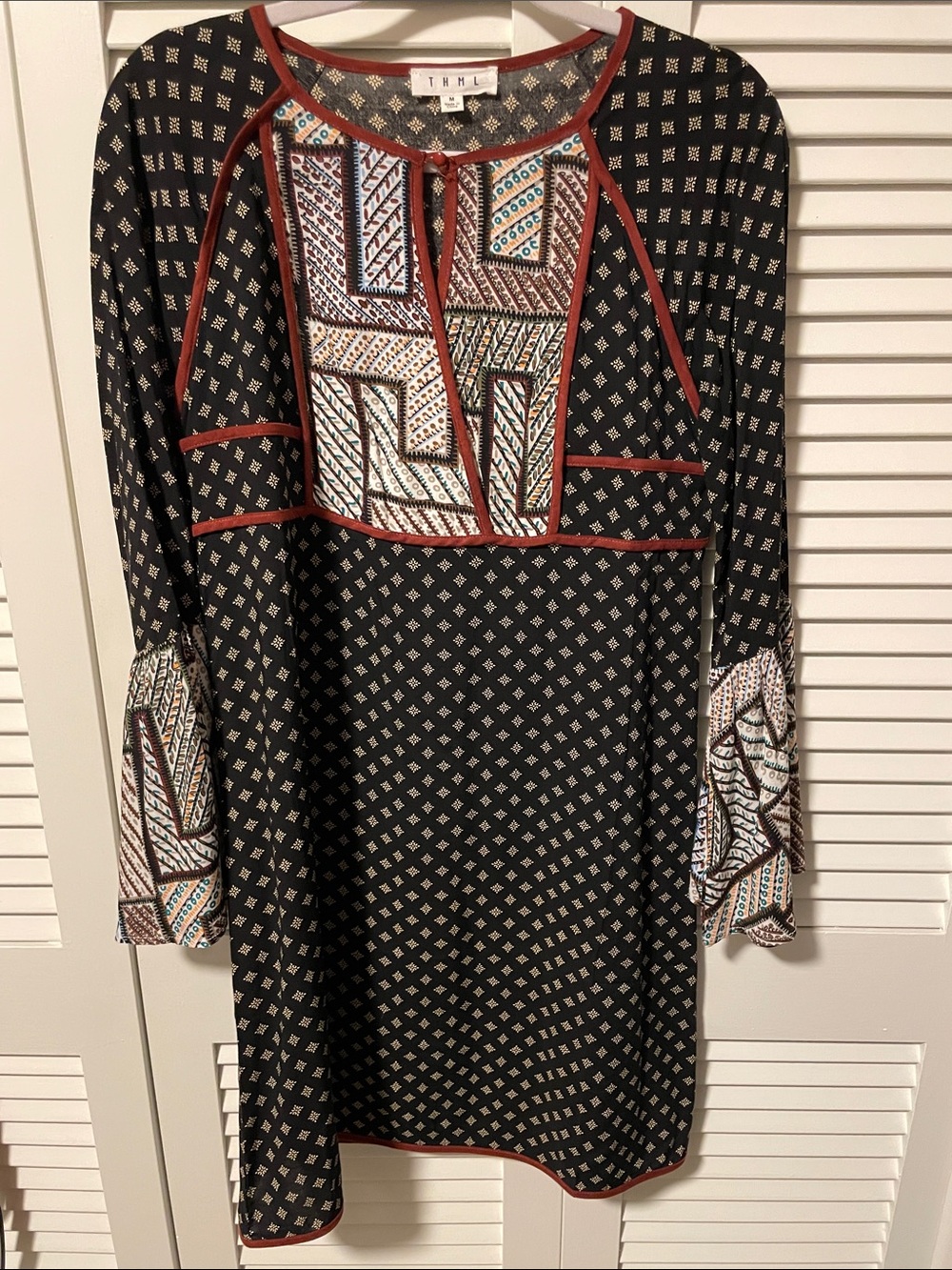THML Black Geometric Long-Sleeve Shift Dress with Rust Trim